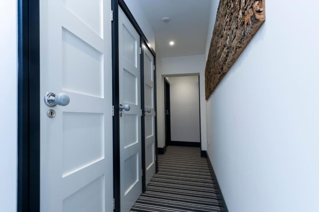 Bootique House - Luxury Group Accommodation In Wakefield Exterior photo