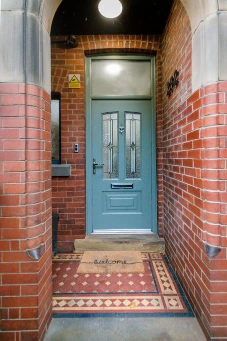 Bootique House - Luxury Group Accommodation In Wakefield Exterior photo