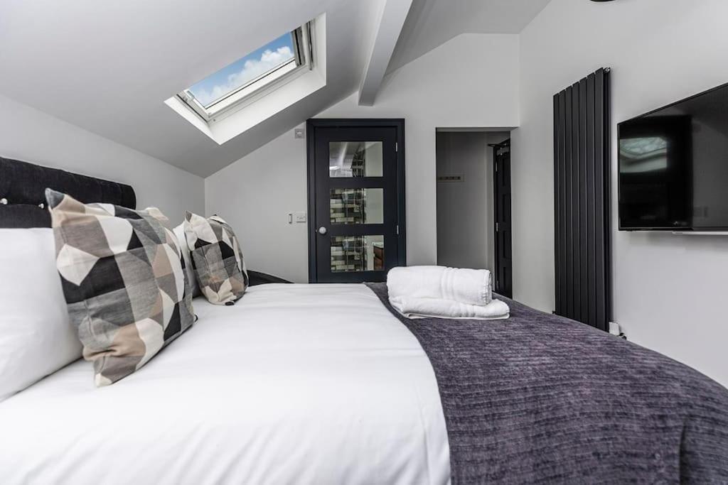 Bootique House - Luxury Group Accommodation In Wakefield Exterior photo