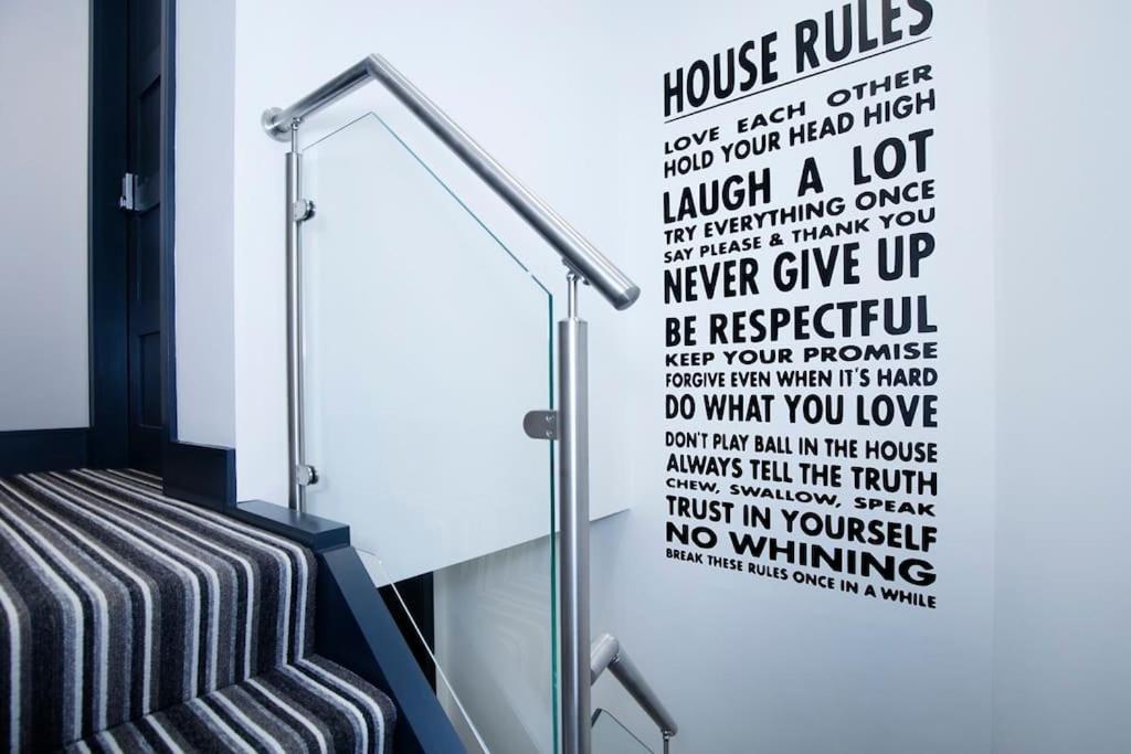 Bootique House - Luxury Group Accommodation In Wakefield Exterior photo