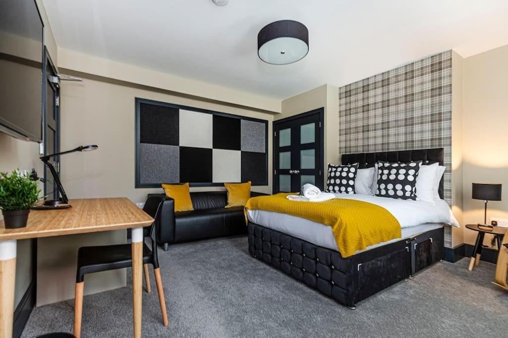 Bootique House - Luxury Group Accommodation In Wakefield Exterior photo