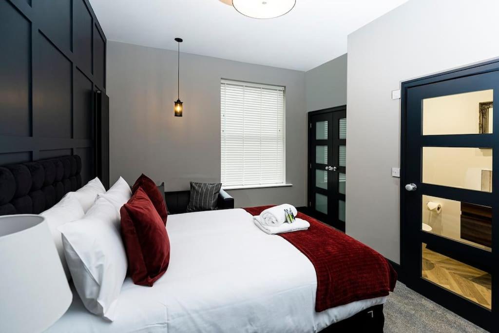 Bootique House - Luxury Group Accommodation In Wakefield Exterior photo